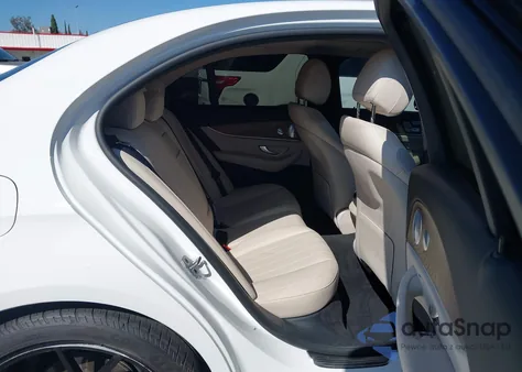 2021 Mercedes-Benz E 350 из США, поврежденный, VIN W1KZF8DB6MA918311